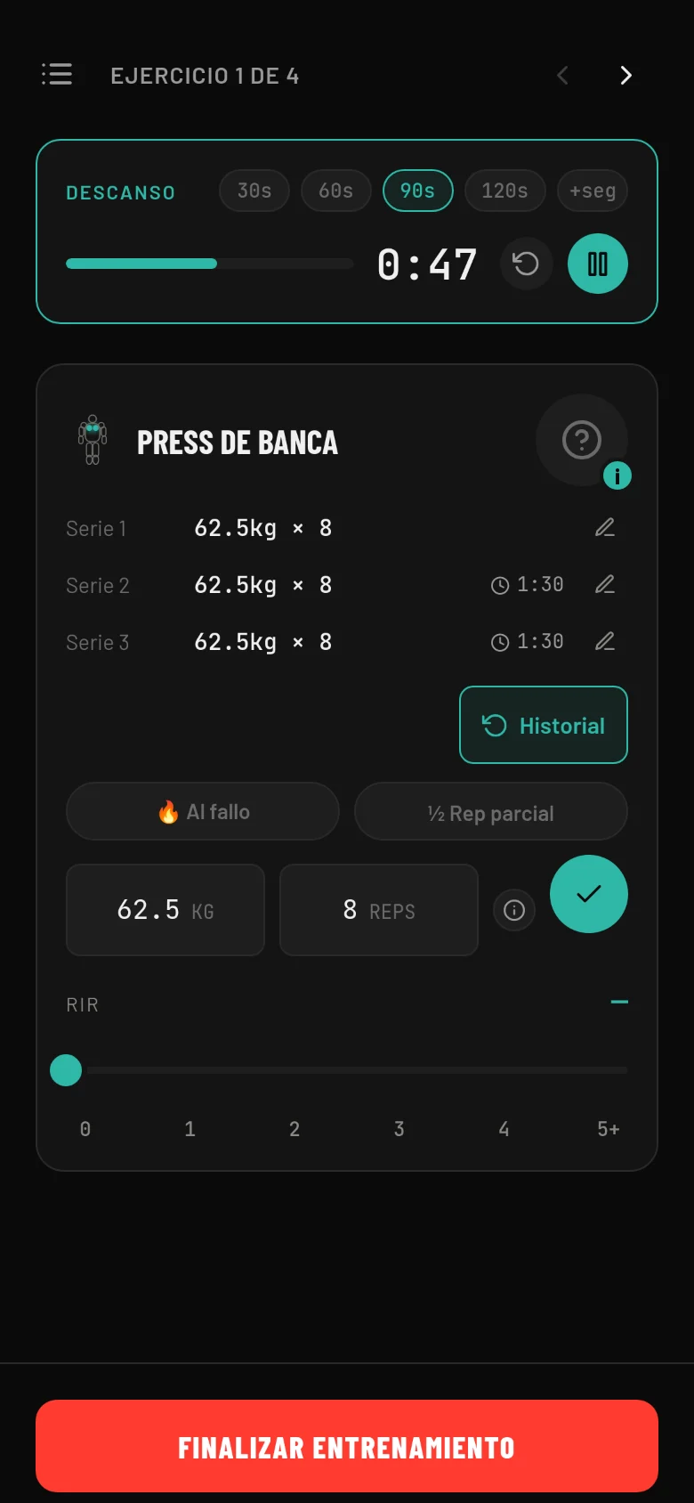Entrenando press de banca: tres series cargadas con su descanso y el temporizador corriendo.